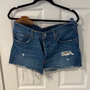 Levi’s 501 High Rise Jean Shorts Size 31